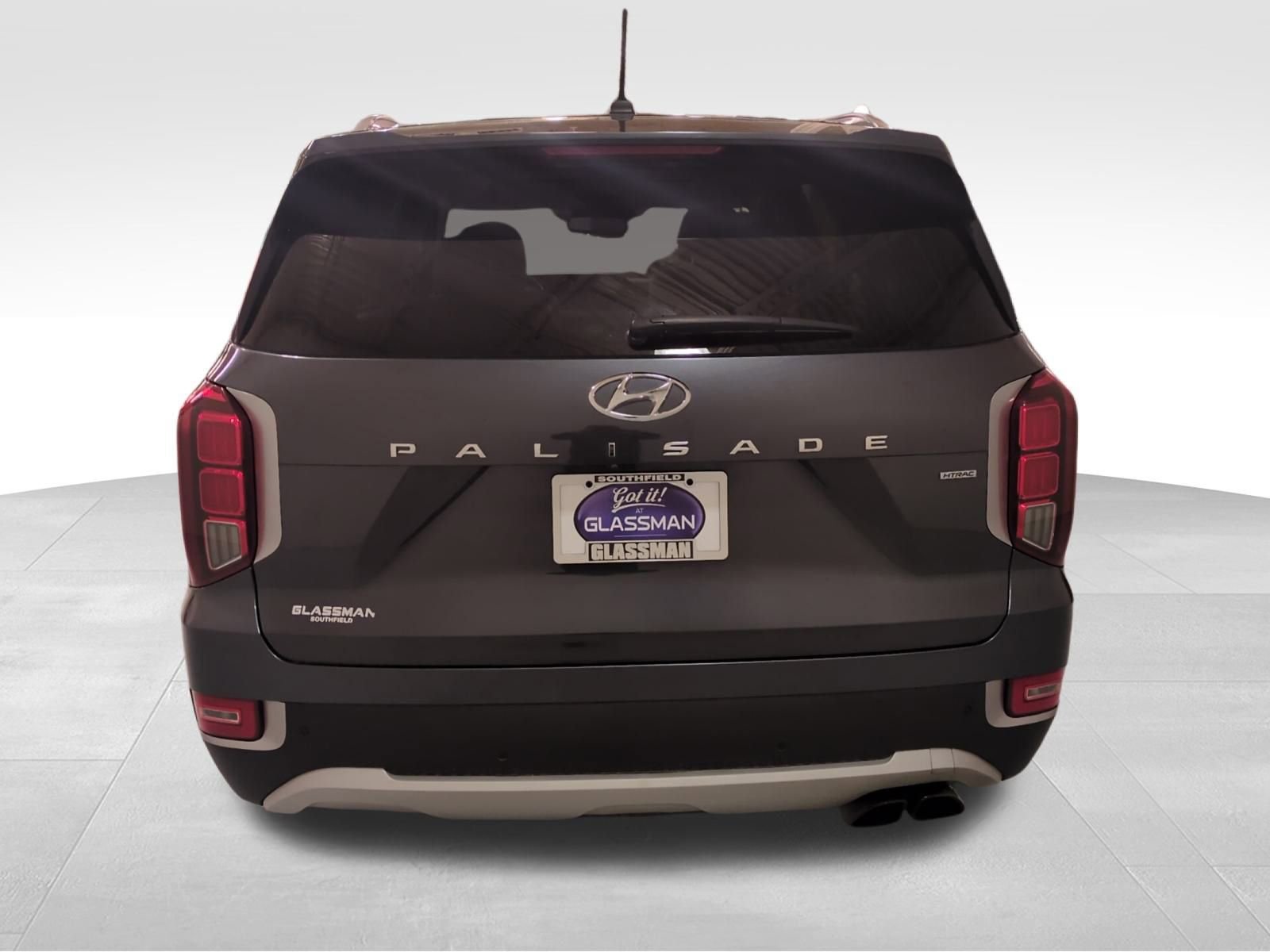 Used 2020 Hyundai Palisade SEL w/ Premium Package image 4