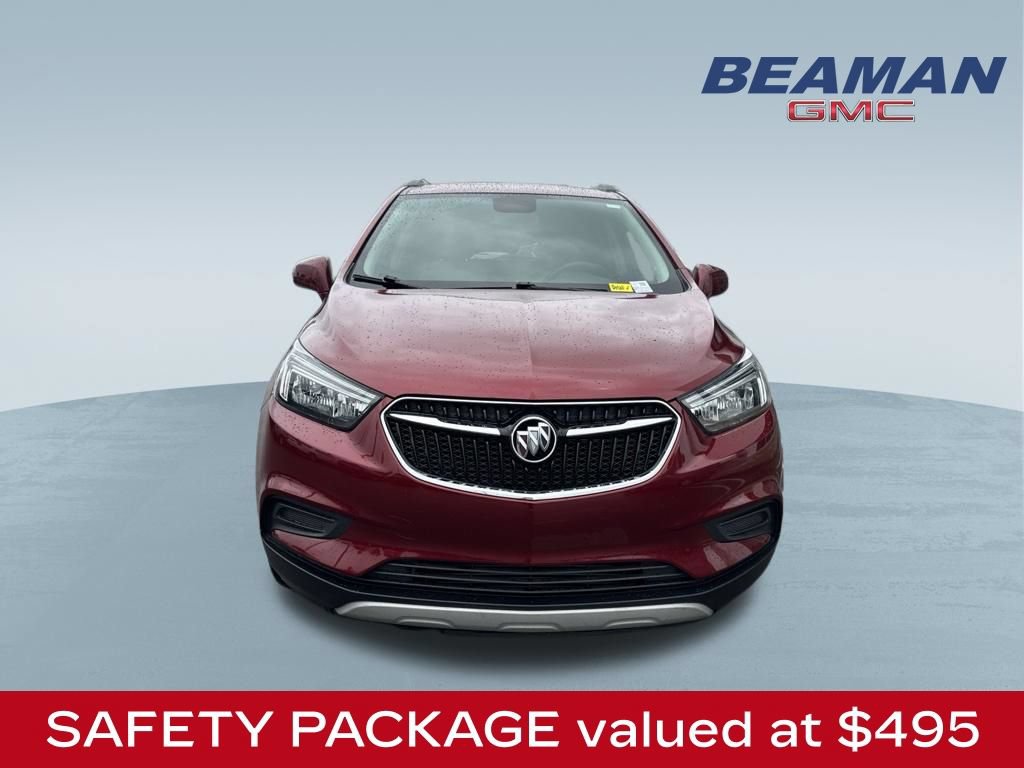Used 2022 Buick Encore Preferred w/ Safety Package FWD image 2