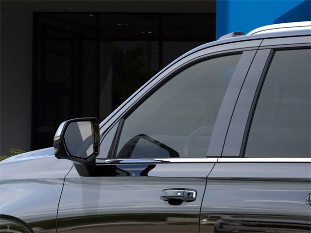 New 2026 Chevrolet Suburban Premier image 13