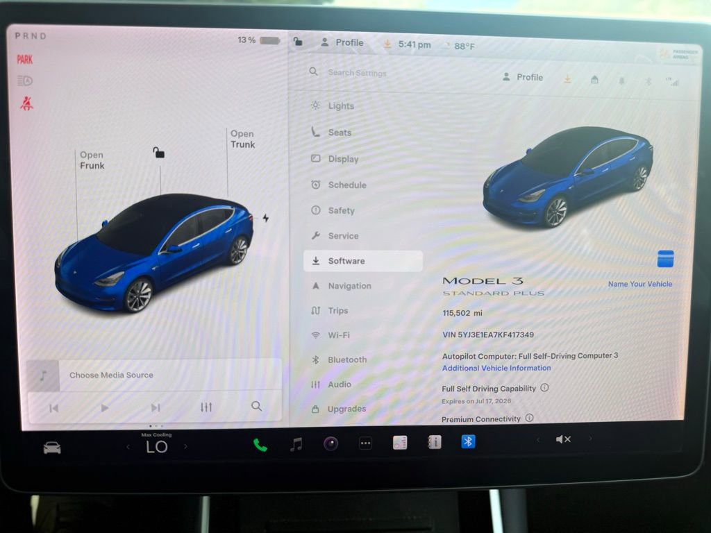 Used 2019 Tesla Model 3 Mid Range RWD image 9