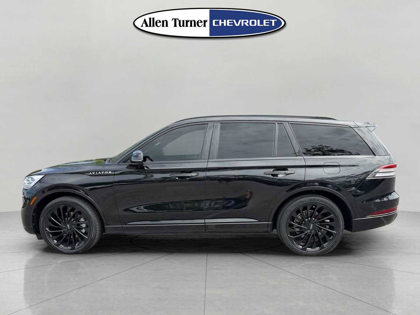 Used 2022 Lincoln Aviator Reserve w/ Equipment Group 201A image 6