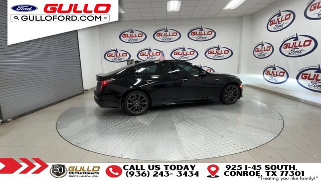 Used 2024 Cadillac CT5 V w/ Platinum Package RWD image 2