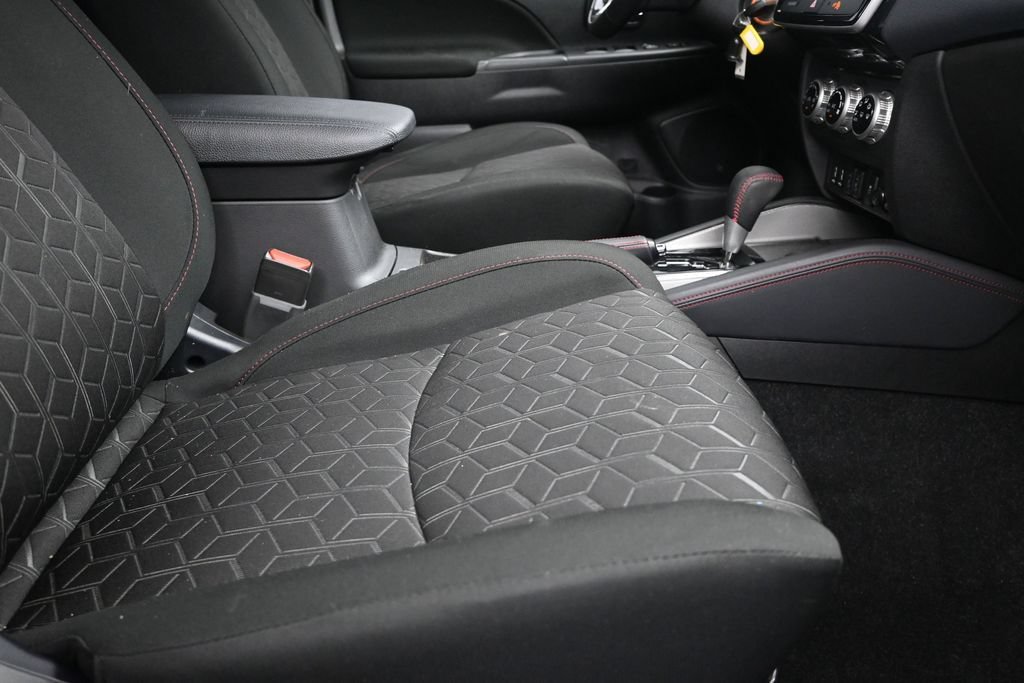 Used 2022 Mitsubishi Outlander Sport LE AWD/4WD image 25