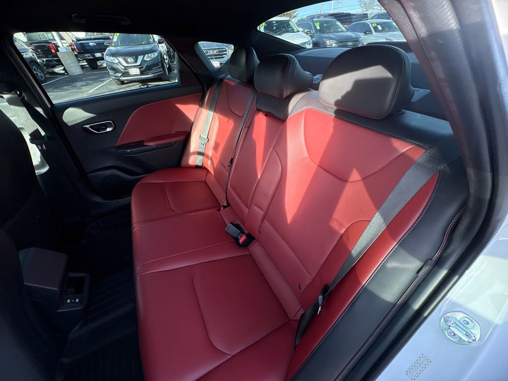 Used 2025 Kia K4 GT-Line w/ GT-Line Premium Package image 11