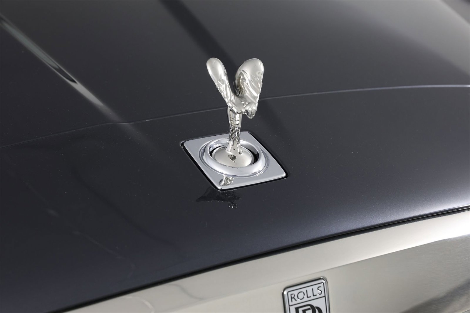 Certified 2024 Rolls-Royce Cullinan image 30