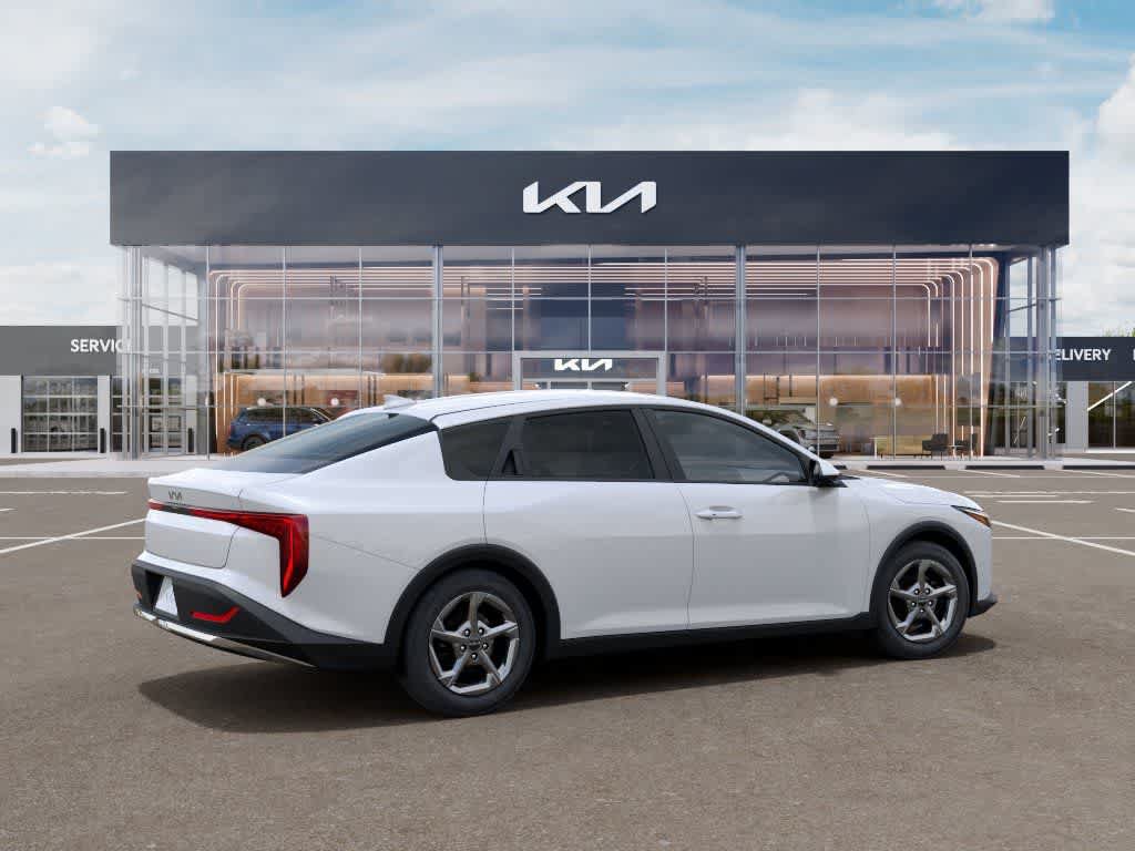 New 2026 Kia K4 FWD image 6