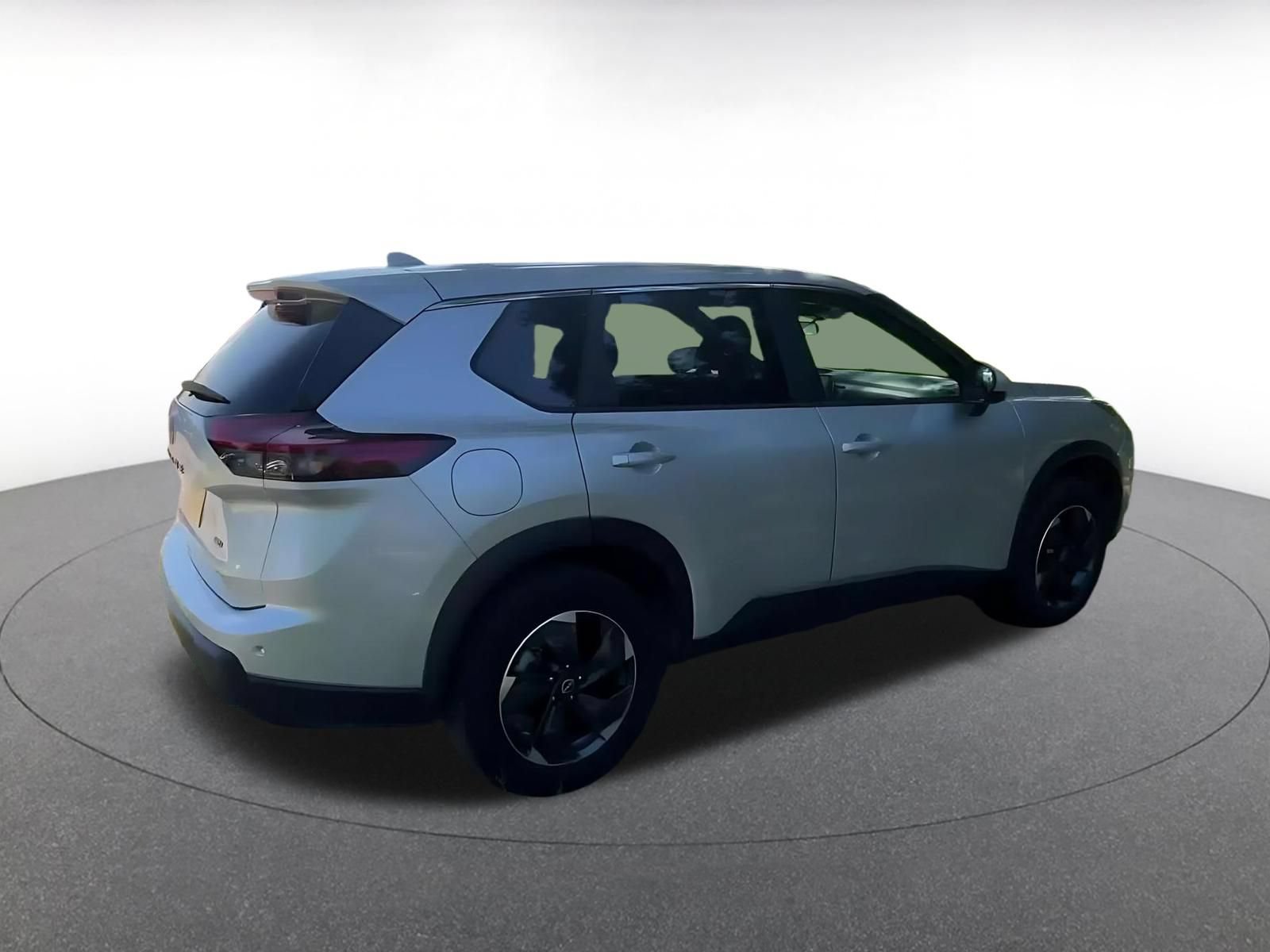 Used 2025 Nissan Rogue SV AWD/4WD image 14