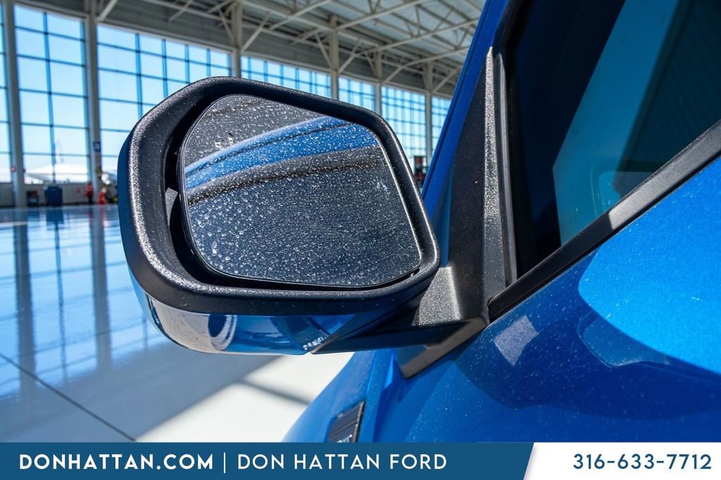 Used 2022 Ford Maverick Lariat image 31