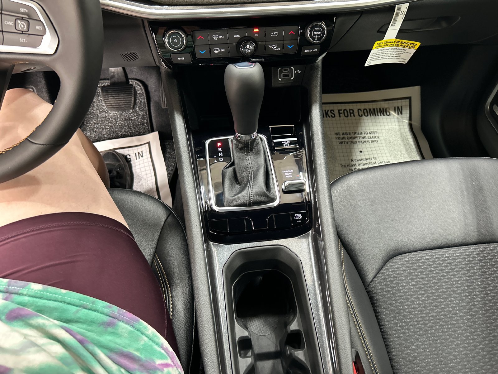 New 2026 Jeep Compass Latitude AWD/4WD image 15
