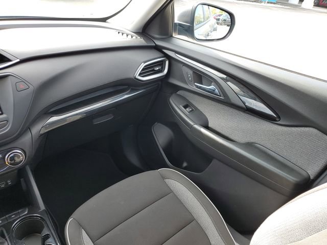 Used 2023 Chevrolet TrailBlazer LS FWD image 9
