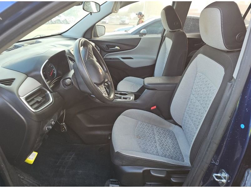 Used 2022 Chevrolet Equinox LS AWD/4WD image 24