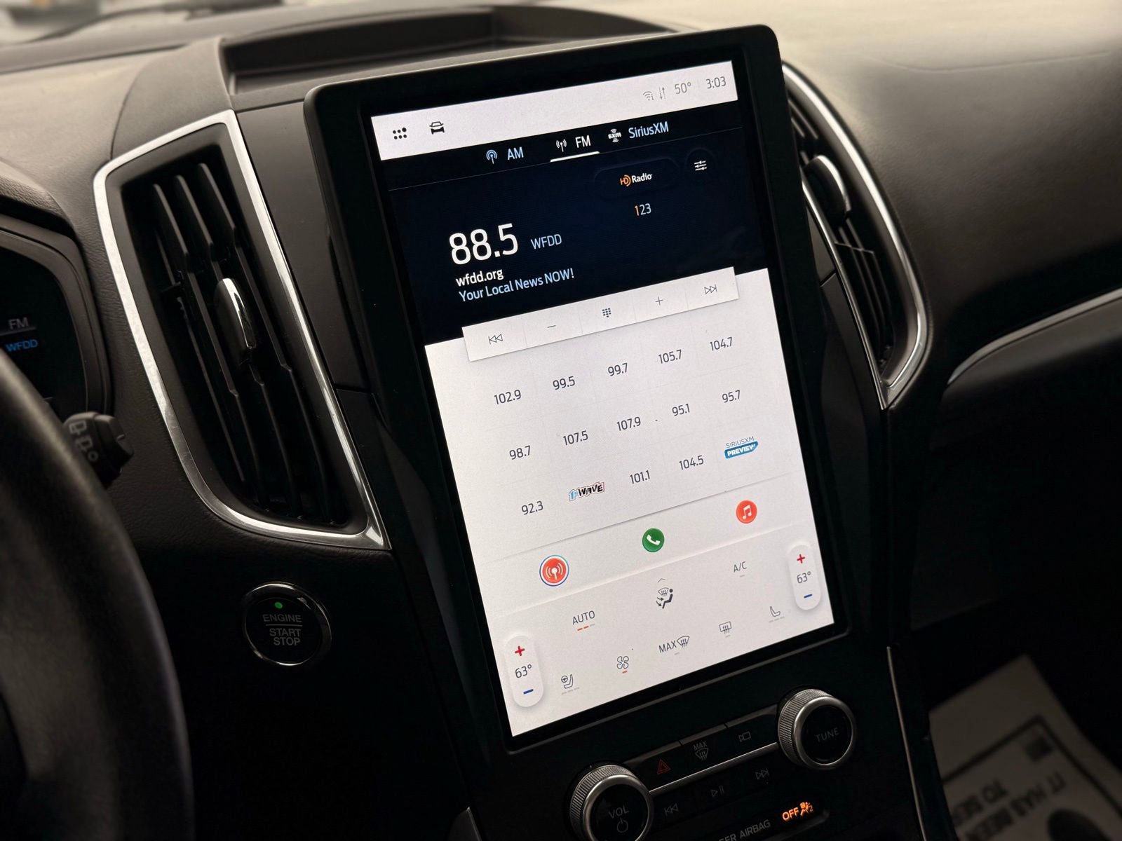 Used 2023 Ford Edge Titanium image 33