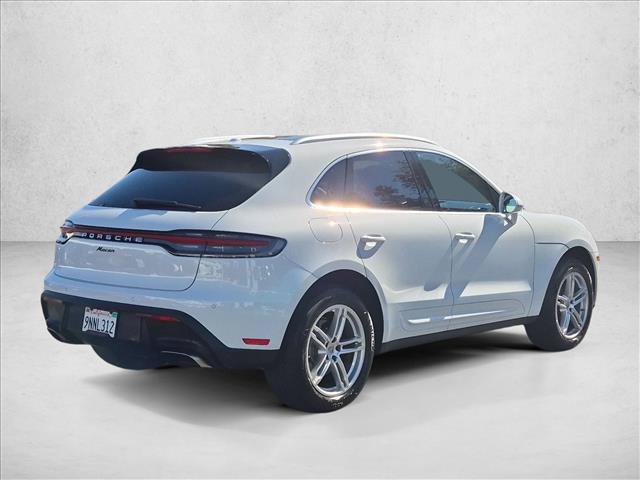 Used 2024 Porsche Macan AWD/4WD image 5