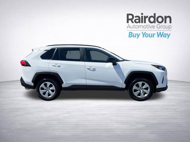 Used 2021 Toyota RAV4 LE FWD image 10