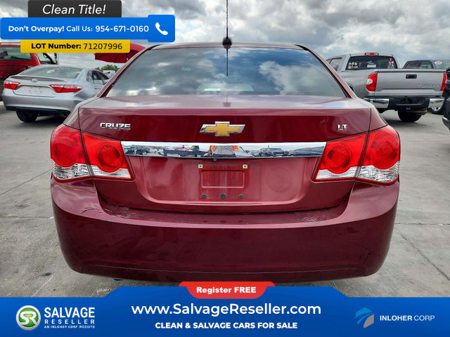 Used 2016 Chevrolet Cruze LT w/ Sun And Sound Package FWD image 8