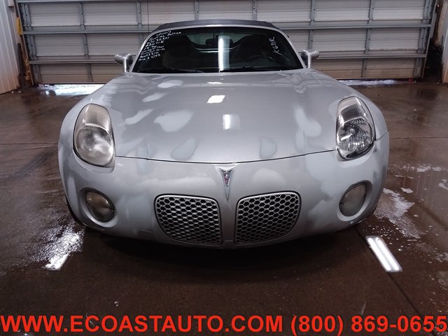 Used 2007 Pontiac Solstice Convertible w/ Premium Package RWD image 7