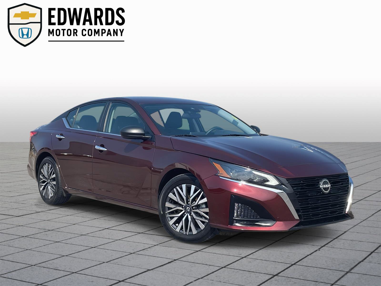 Used 2024 Nissan Altima 2.5 SV