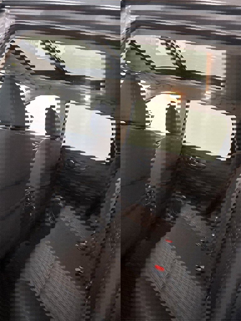 Used 2018 Nissan Rogue SV w/ Sun & Sound Touring Package image 24