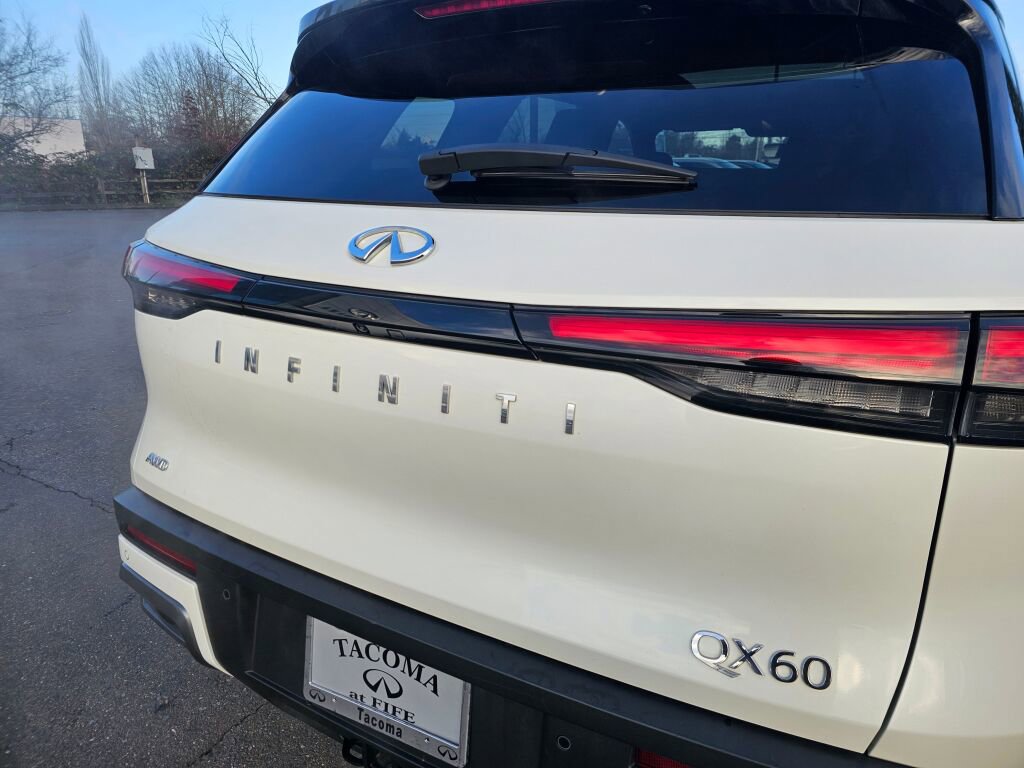 Used 2023 INFINITI QX60 Autograph image 17