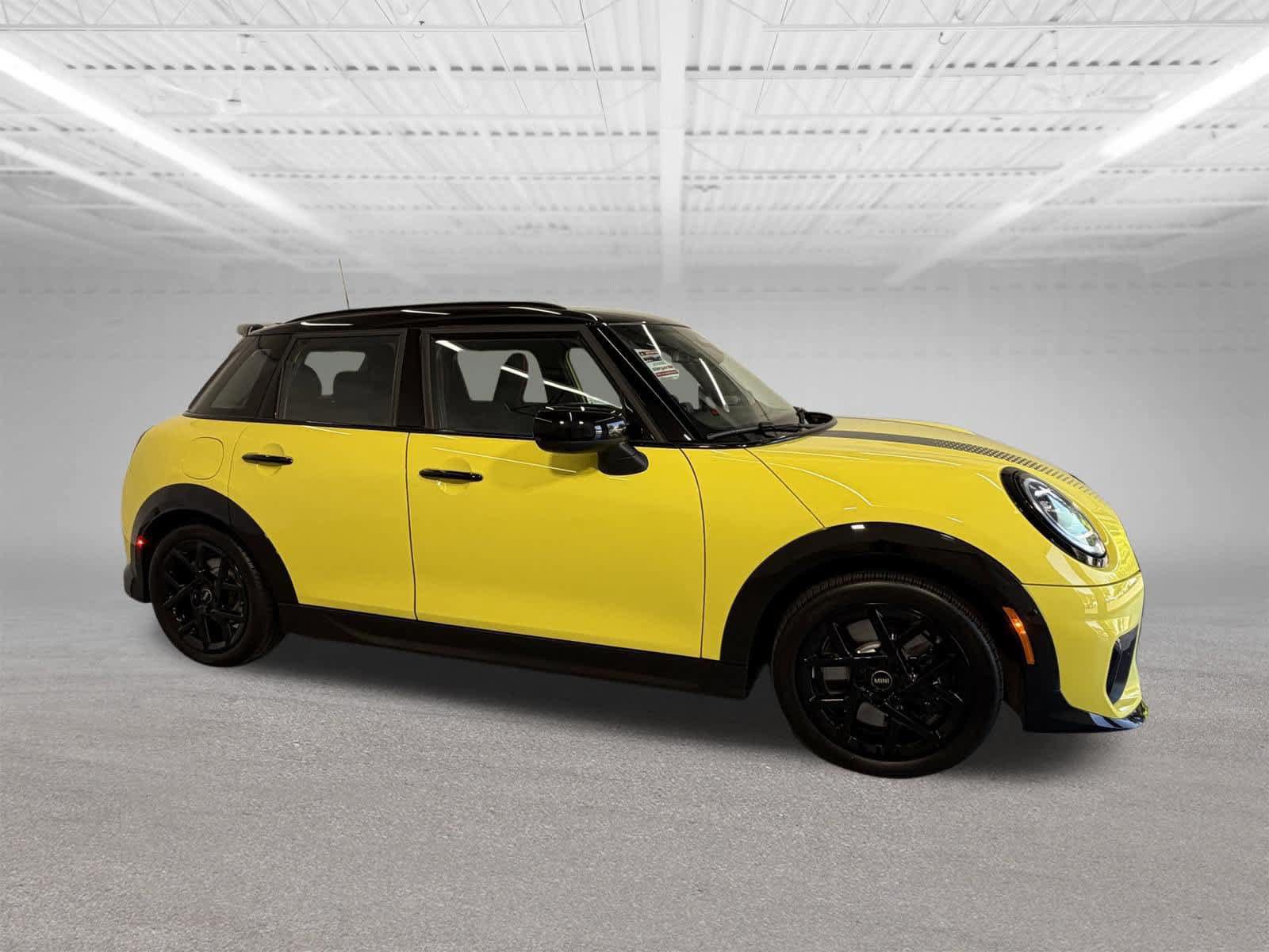 Used 2026 MINI Cooper S FWD image 7