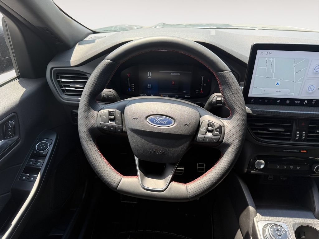 Used 2024 Ford Escape ST-Line w/ Tech Pack #1 FWD image 12