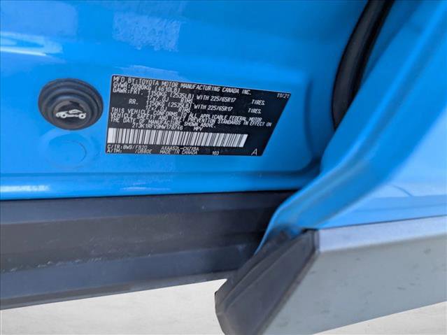 Used 2021 Toyota RAV4 LE image 23