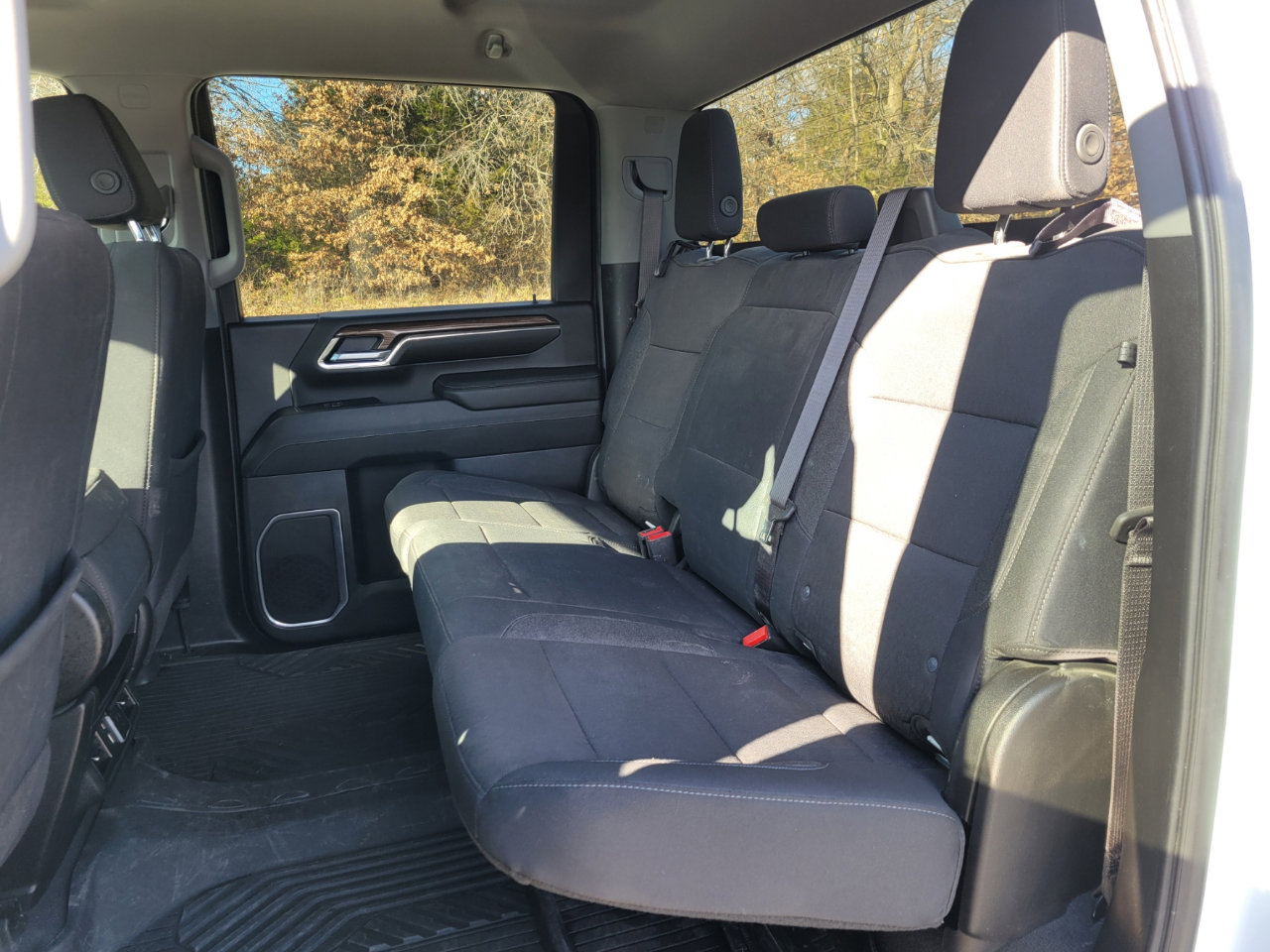 Used 2024 Chevrolet Silverado 2500 LT image 11