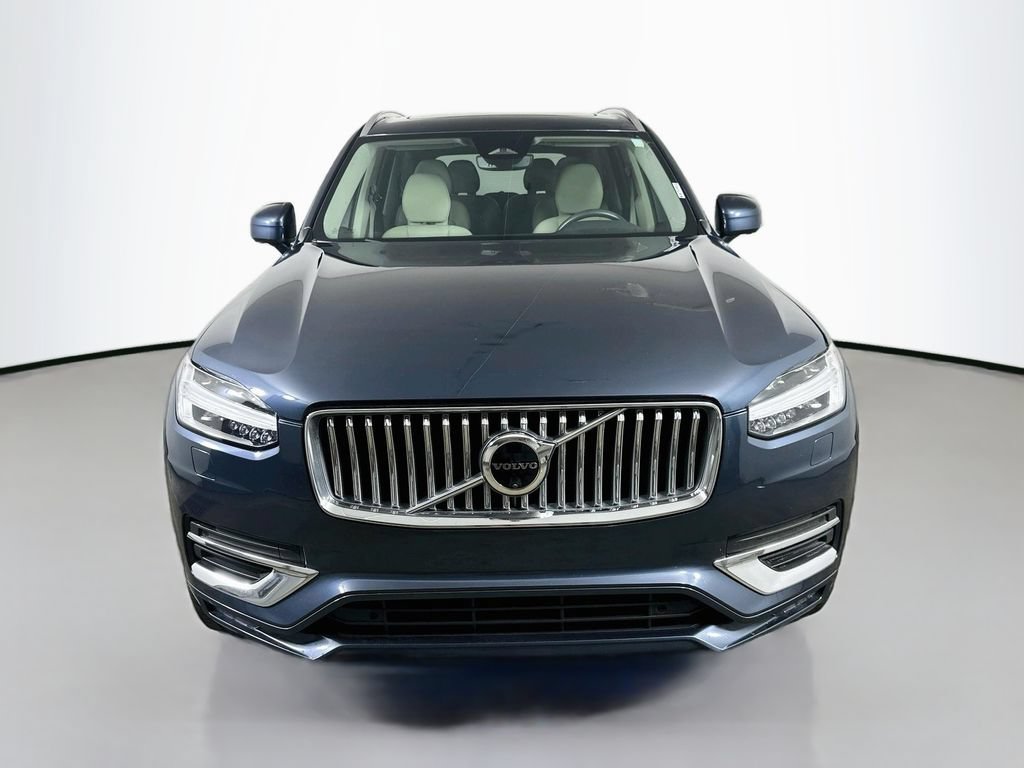 Used 2024 Volvo XC90 B6 Plus AWD/4WD image 2