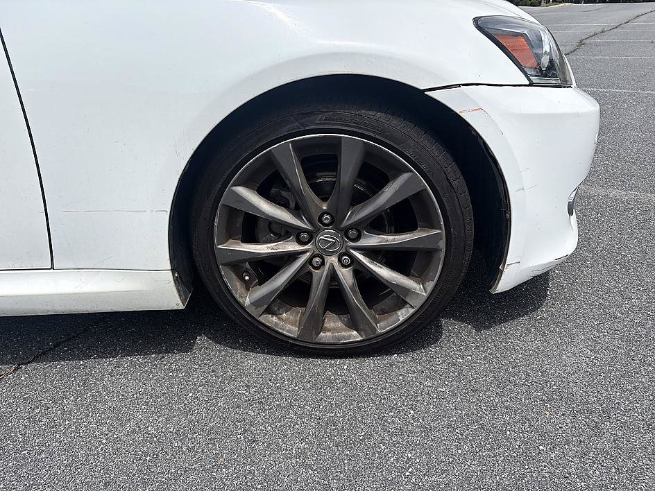 Used 2013 Lexus IS 250C w/ Luxury Pkg RWD image 11