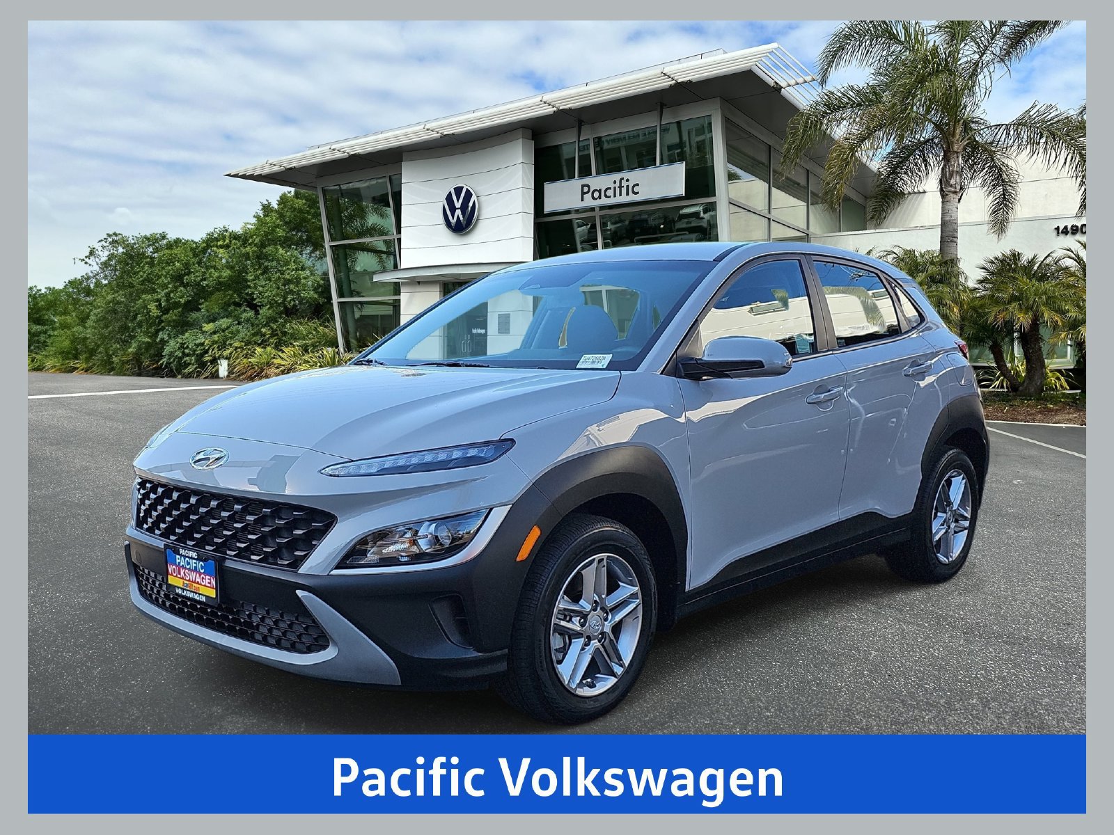 Used 2023 Hyundai Kona SE AWD/4WD image 1