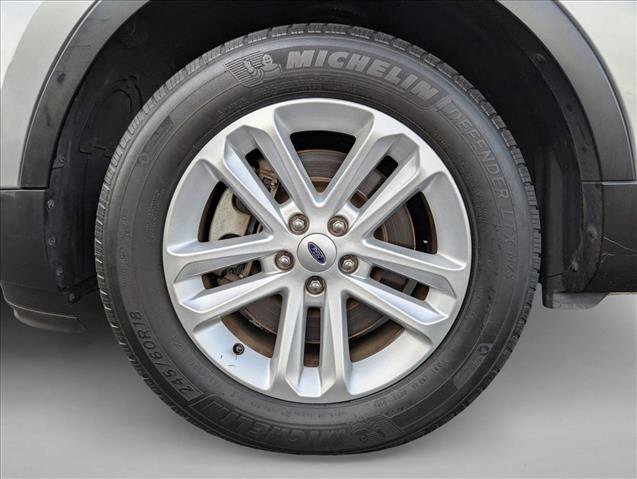 Used 2017 Ford Explorer XLT w/ Equipment Group 202A image 23