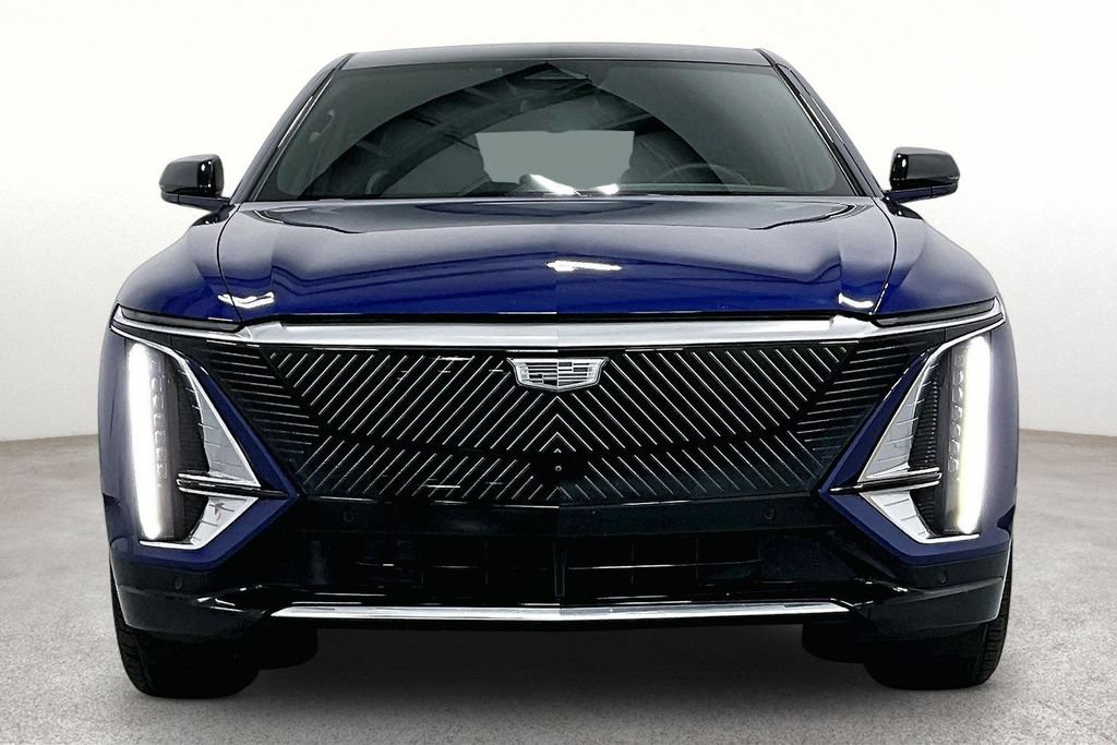 Used 2024 Cadillac Lyriq Tech w/ Driver Assist Package RWD image 4