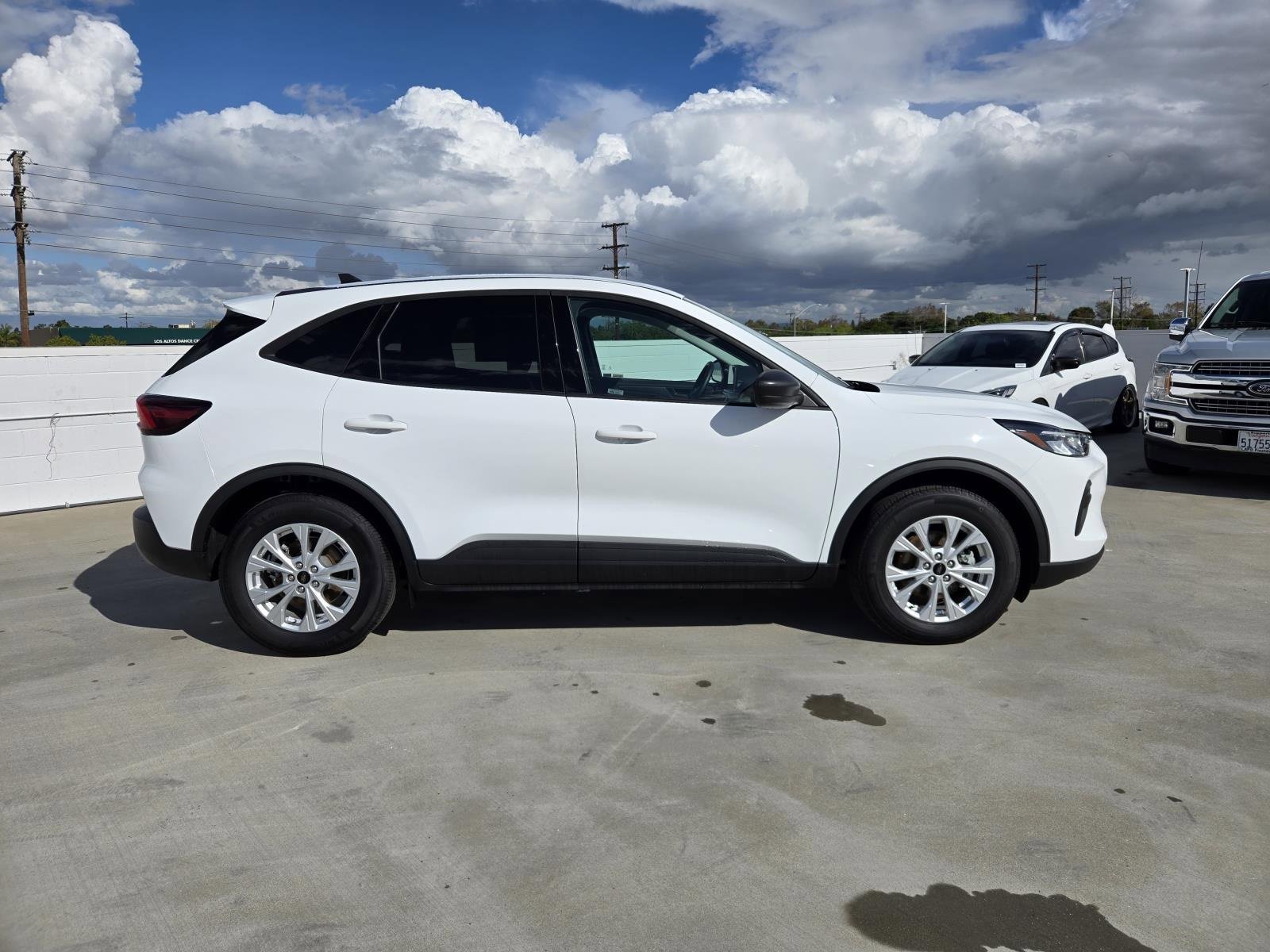 Used 2025 Ford Escape Active image 2