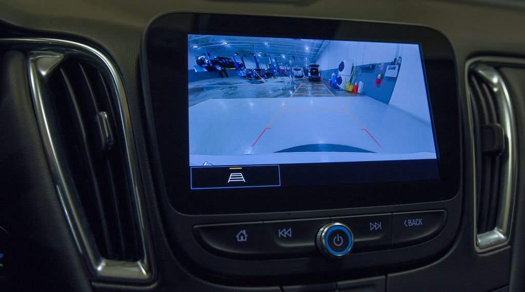 Used 2024 Chevrolet Malibu LT FWD image 19