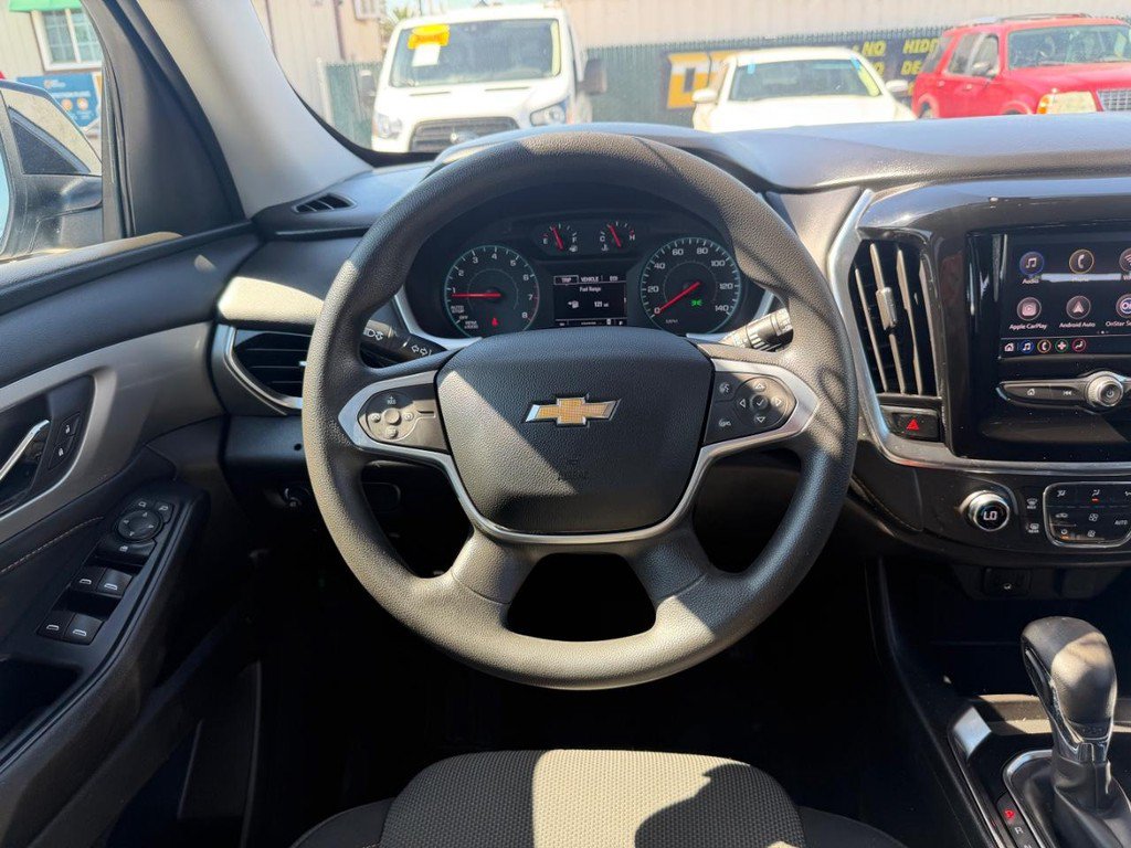 Used 2021 Chevrolet Traverse LS FWD image 27