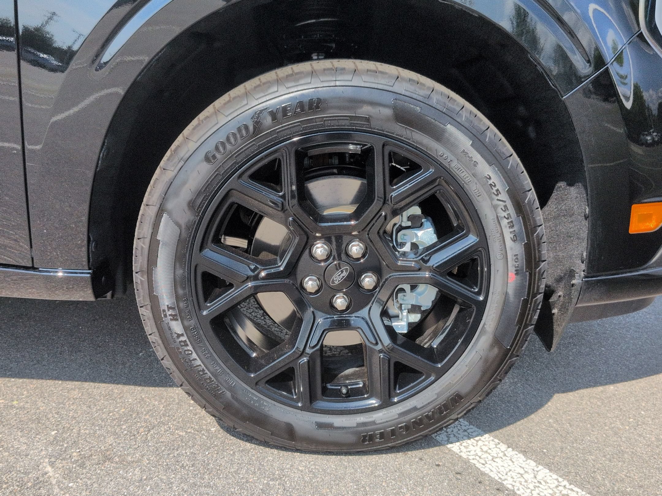 New 2026 Ford Maverick Lobo AWD/4WD image 11