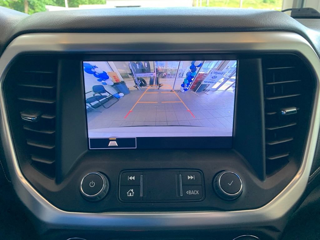 Used 2023 GMC Acadia SLT AWD/4WD image 6