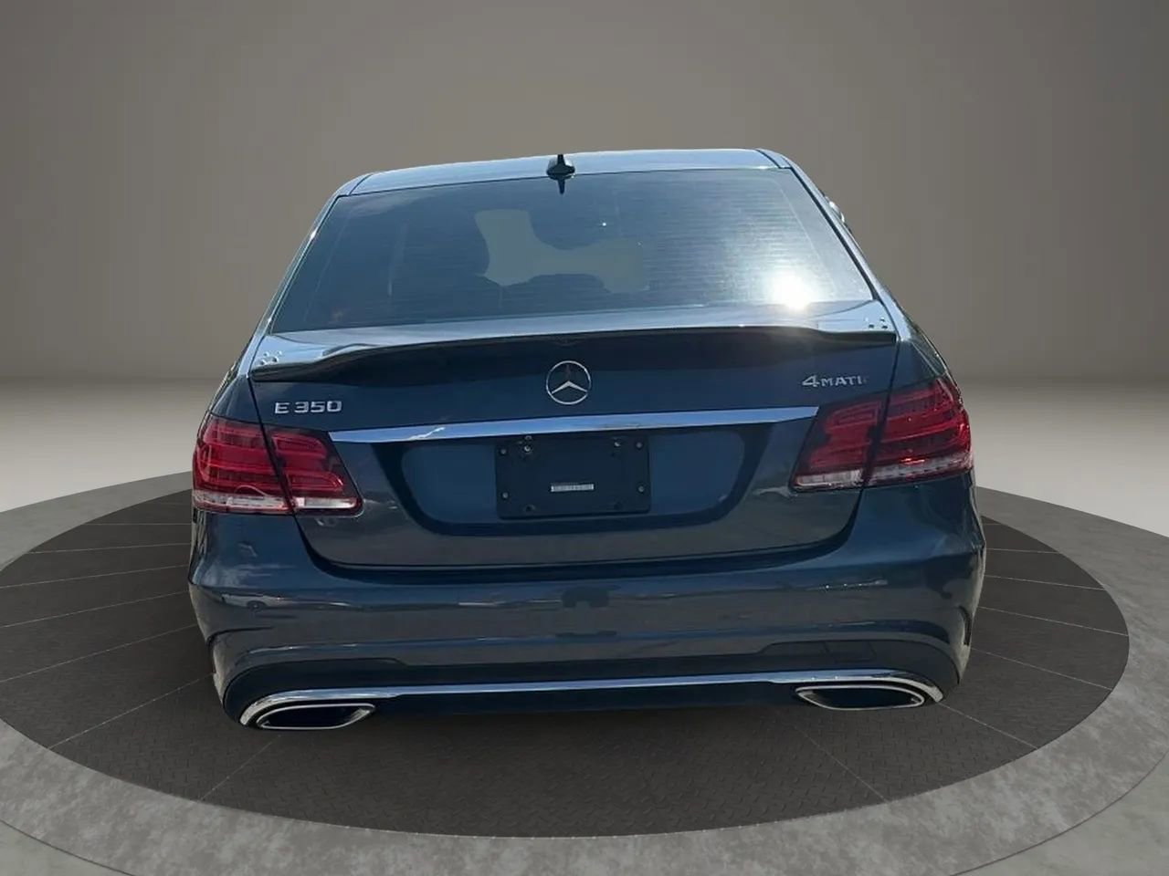 Used 2016 Mercedes-Benz E 350 4MATIC Sedan image 10