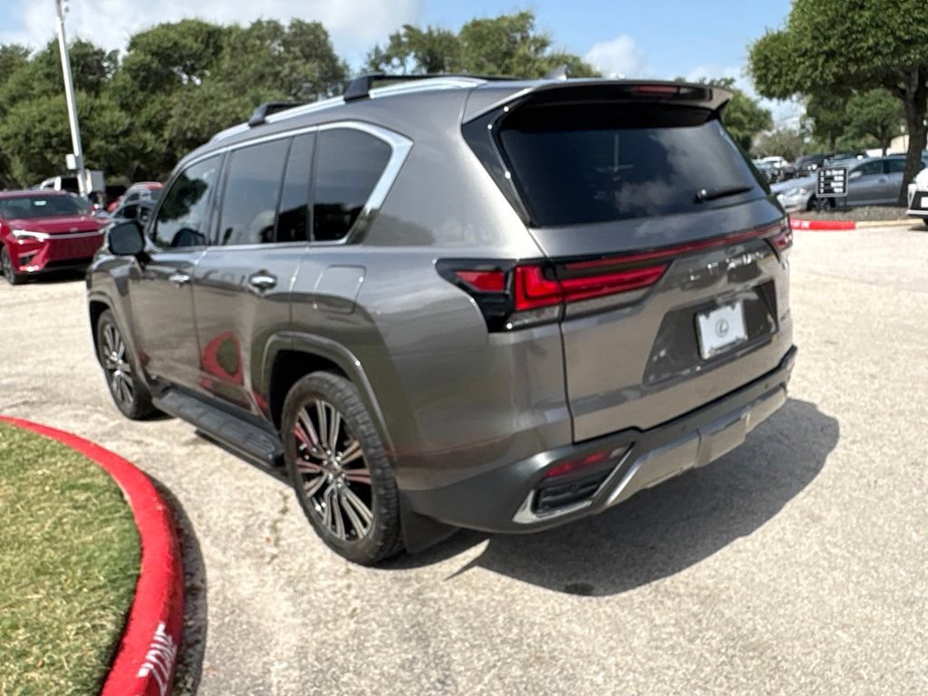 Used 2022 Lexus LX 600 4WD w/ Accessory Package (Z1) image 3
