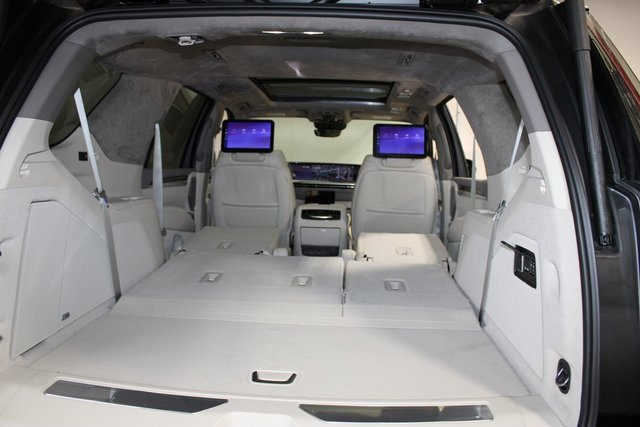 New 2026 Cadillac Escalade Platinum Luxury image 35