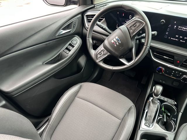 Used 2024 Buick Encore GX Preferred image 19