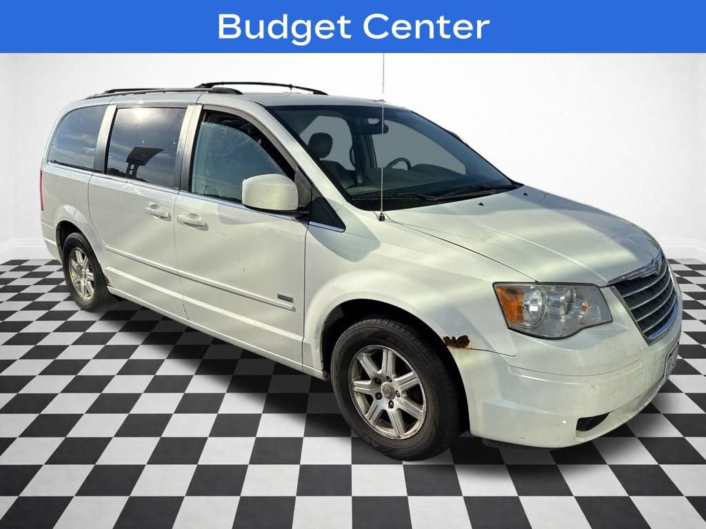 Used 2008 Chrysler Town & Country Touring FWD image 32