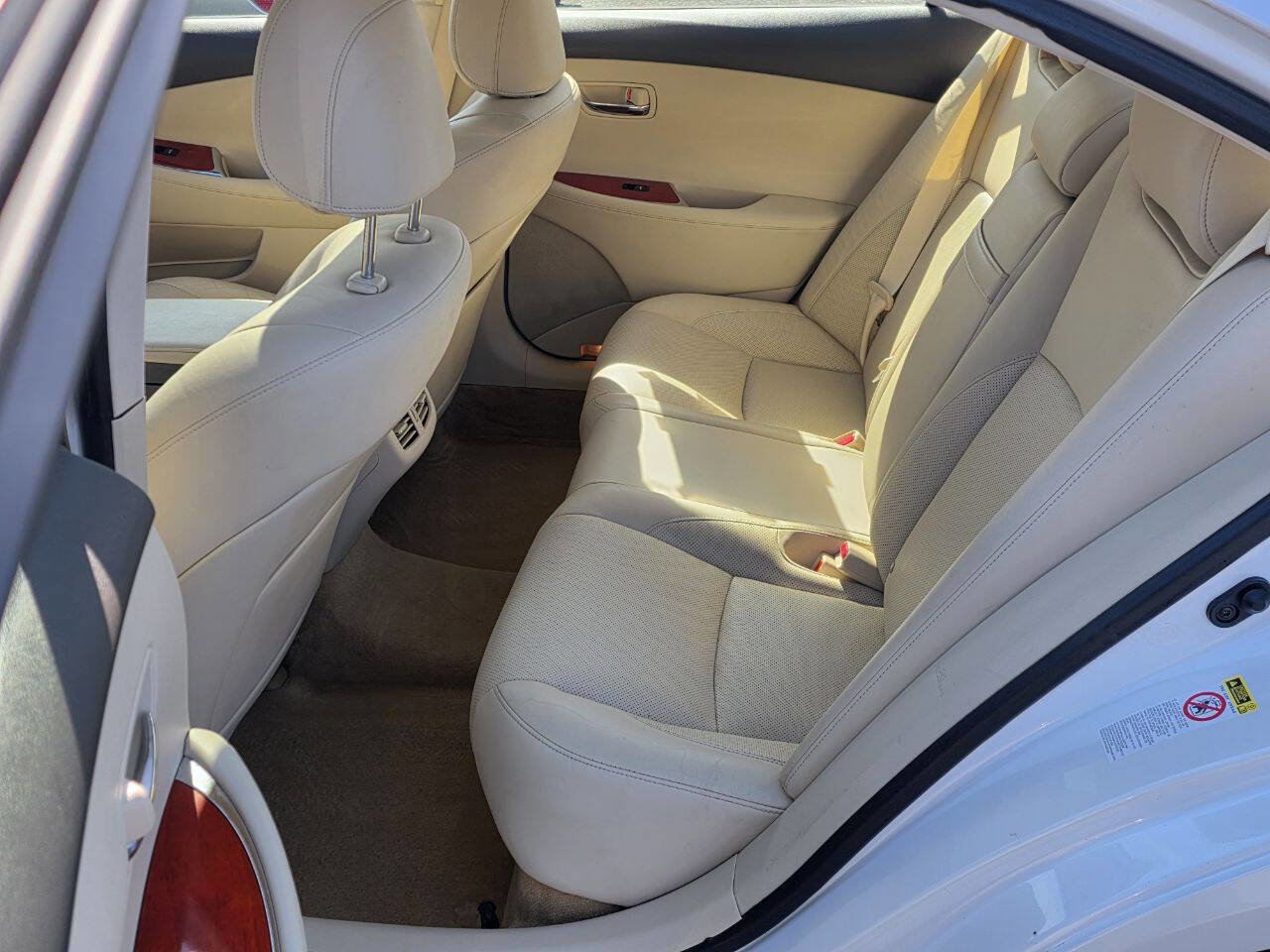 Used 2011 Lexus ES 350 image 12