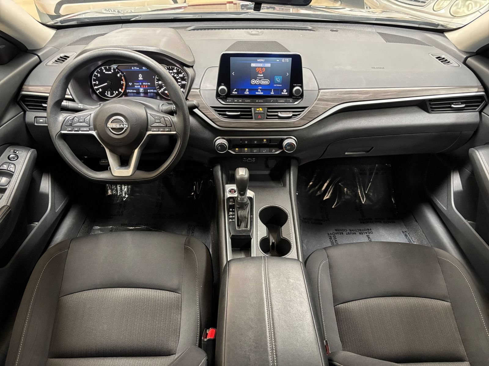 Used 2025 Nissan Altima 2.5 SV FWD image 33