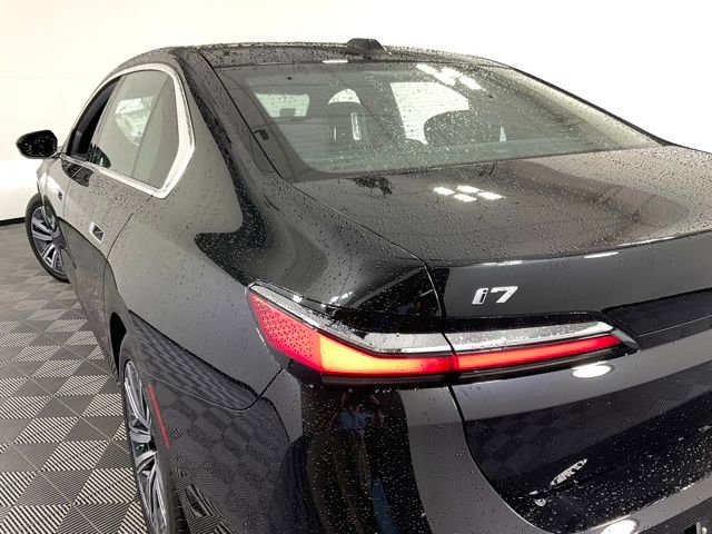 Used 2024 BMW i7 eDrive50 image 47