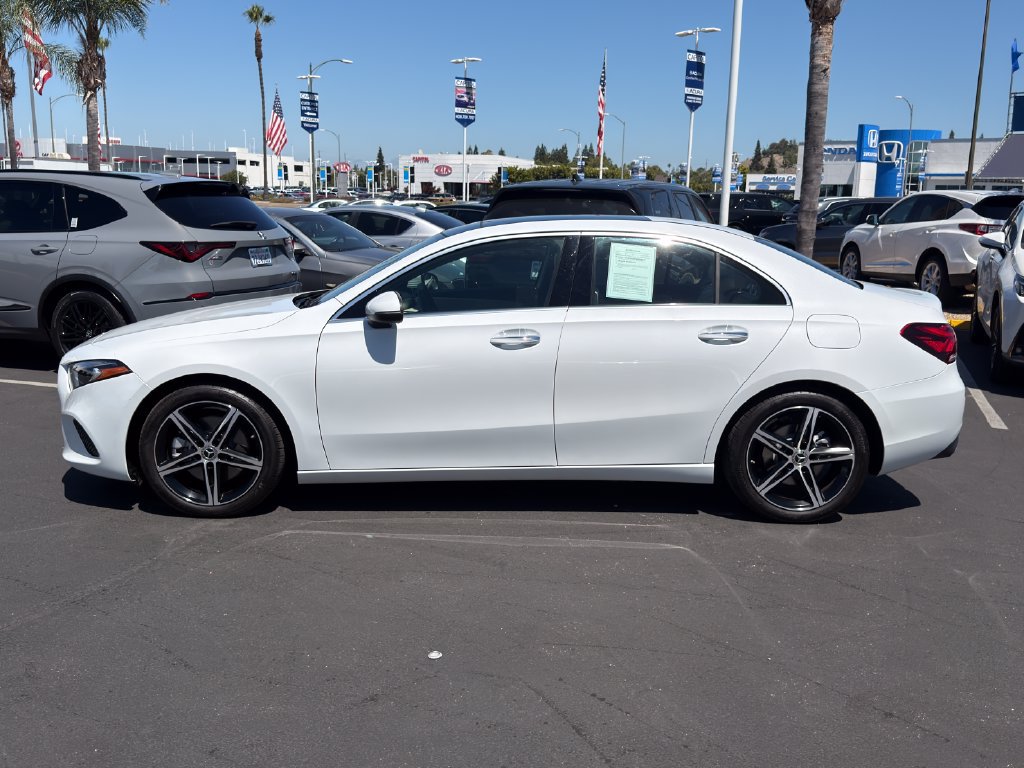 Used 2022 Mercedes-Benz A 220 image 7