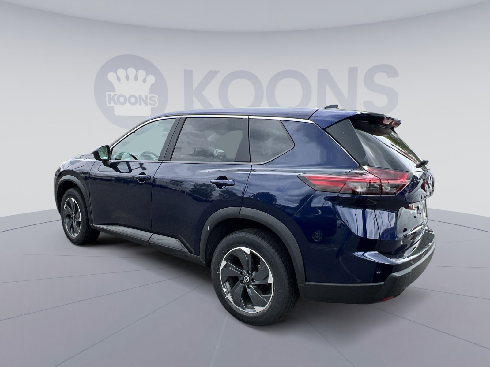 Used 2025 Nissan Rogue SV FWD image 4