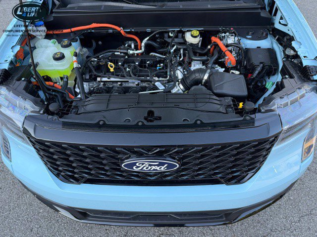 New 2026 Ford Maverick XLT w/ Equipment Group 301A AWD/4WD image 37