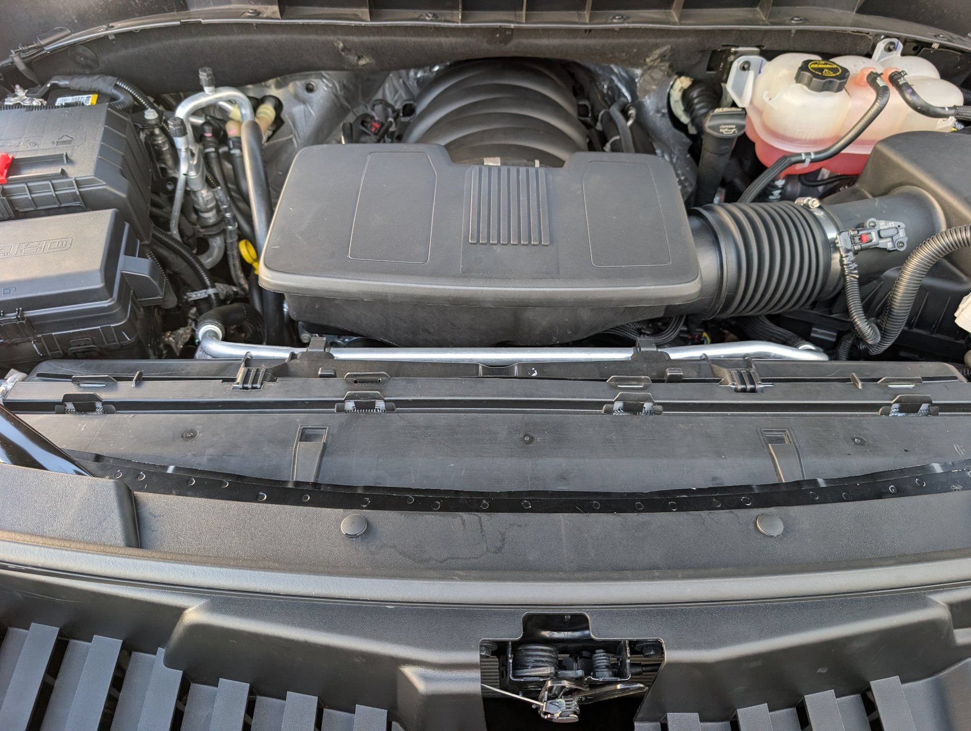 Used 2026 Cadillac Escalade Sport AWD/4WD image 4