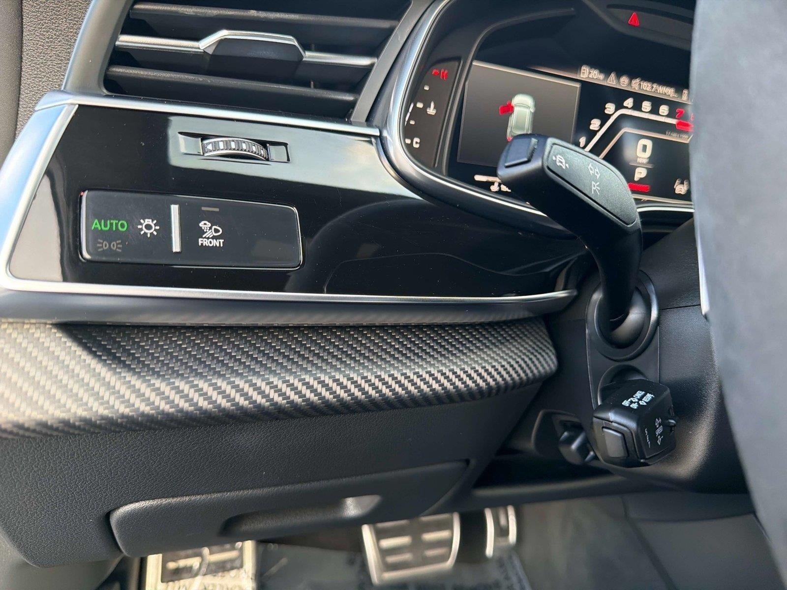 Used 2024 Audi RS Q8 AWD/4WD image 48